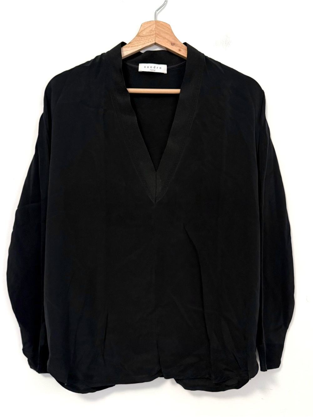 Sandro Paris Black Silk V-Neck Long Sleeve Blouse Size 3 US Large